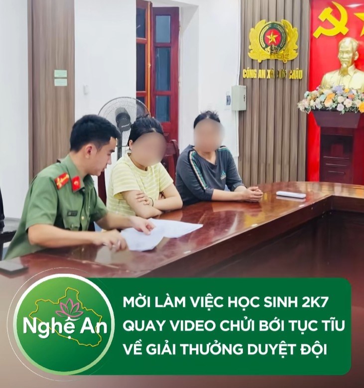 nu-sinh-noi-tuc-1