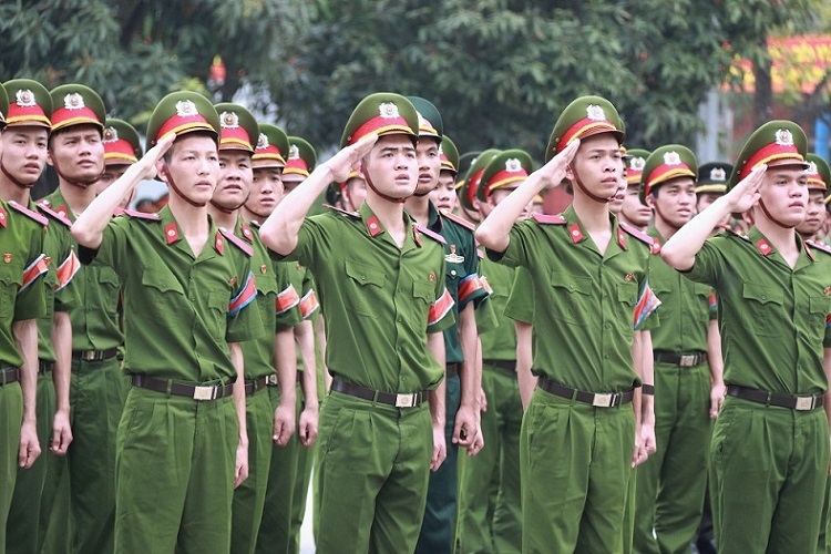 hình ảnh các chiến sĩ công an