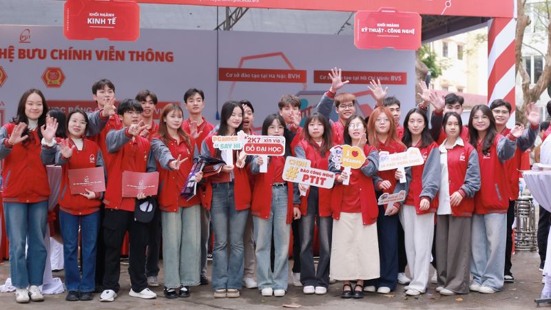 review Học viện Công nghệ Bưu chính Viễn thông