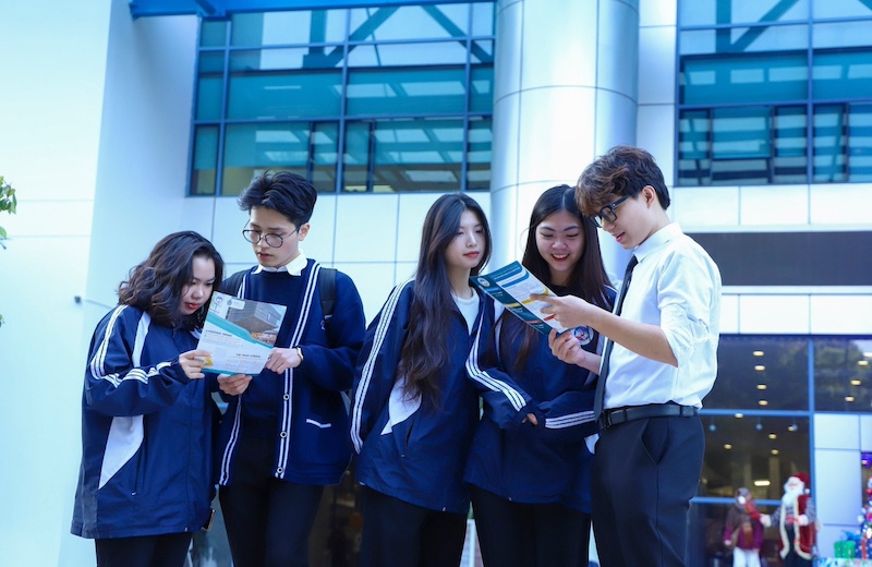 review-nganh-kinh-te-tai-dai-hoc-kinh-te-quoc-dan