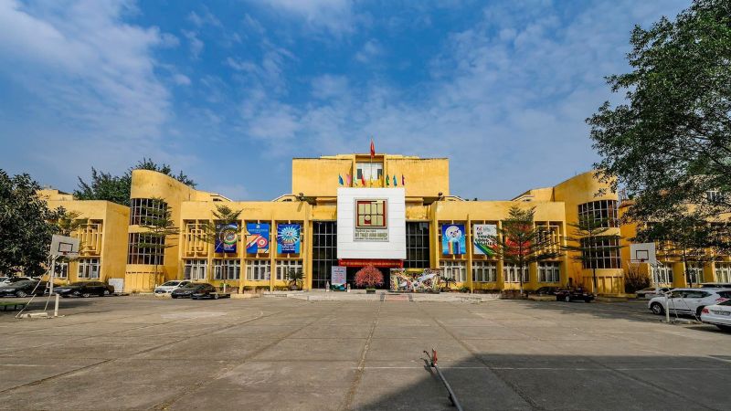 review ngành Thiết kế đồ họa tại Đại học Mỹ thuật Công nghiệp