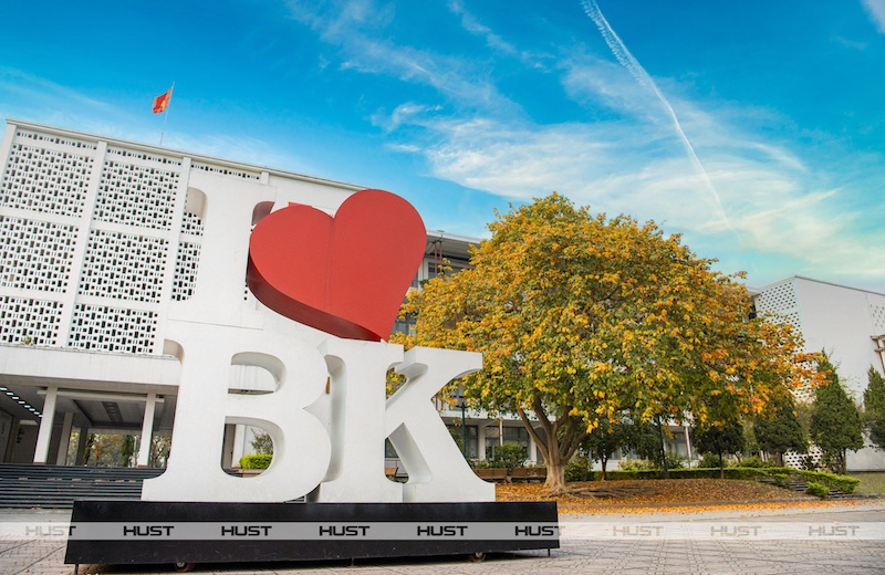 review truong dai hoc bach khoa ha noi