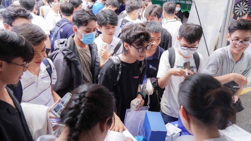 Review Trường Đại học Bách khoa TP. HCM