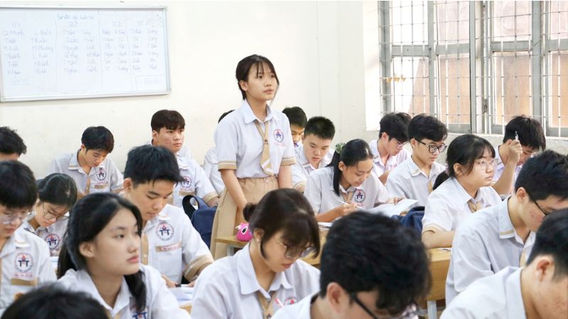 cách giúp con học đều các môn ở THPT