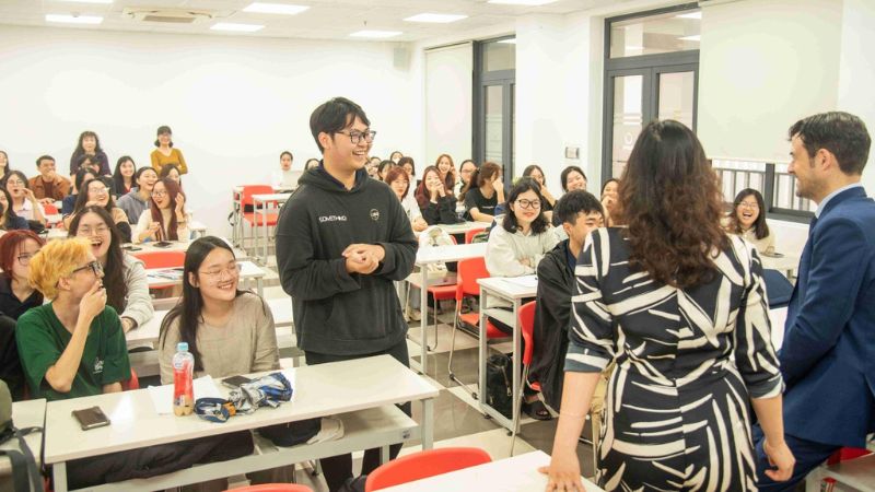 review ngành Ngôn ngữ Pháp