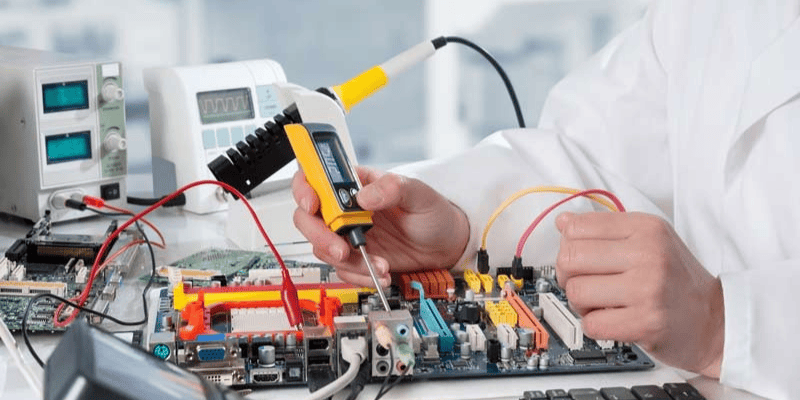 Review ngành Robot và điều khiển thông minh