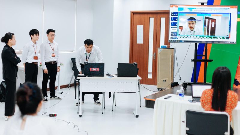 sinh viên nên học kỹ năng gì trước khi ra trường