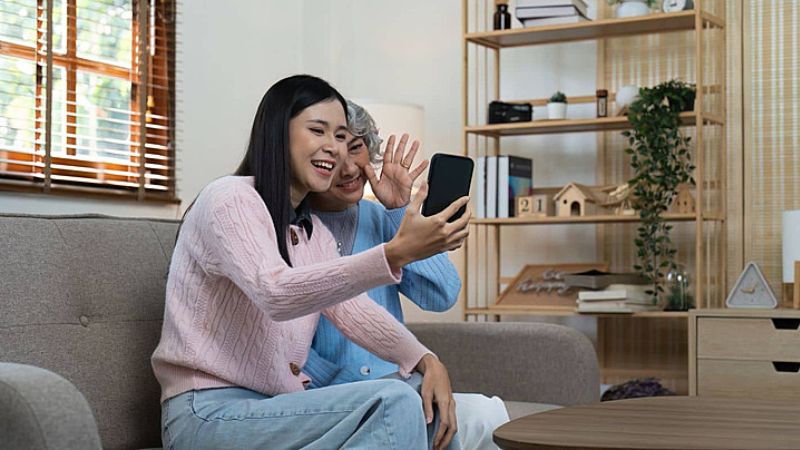 cách quản lý con khi đi học xa nhà