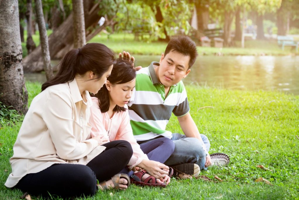 Kinh nghiệm nói chuyện với con khi chọn nghề