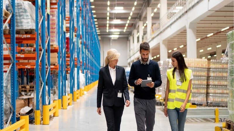 mức lương ngành Logistics