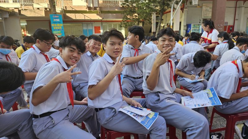 học bổng cho học sinh lớp 9