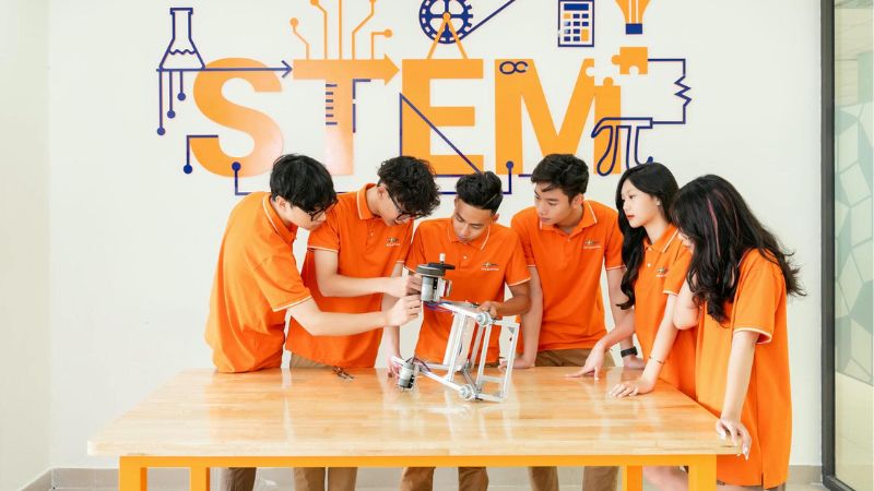 học bổng STEM