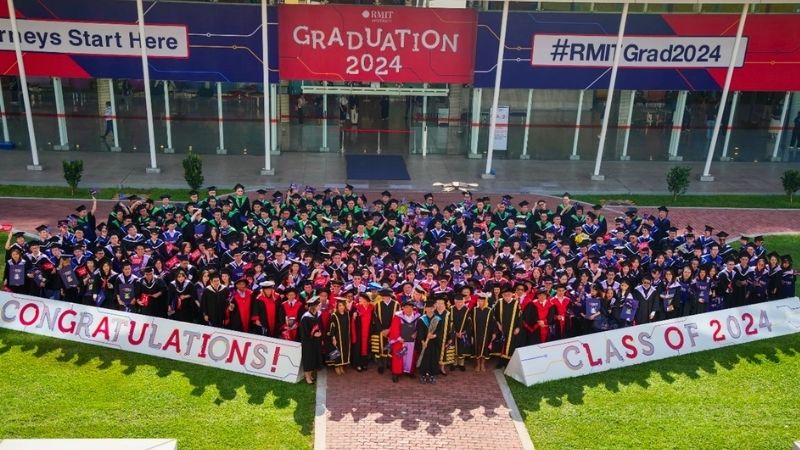 học phí RMIT