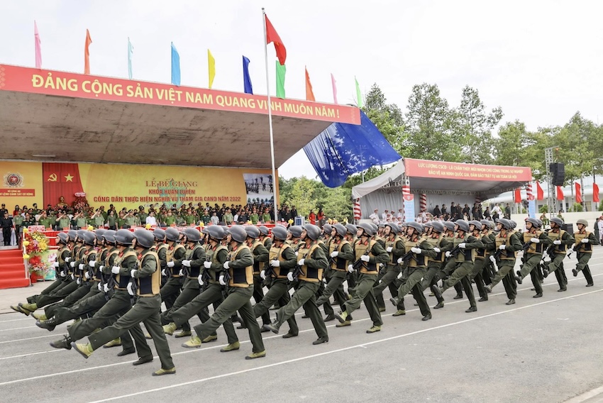 lương công an