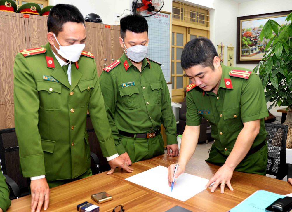 lương công an