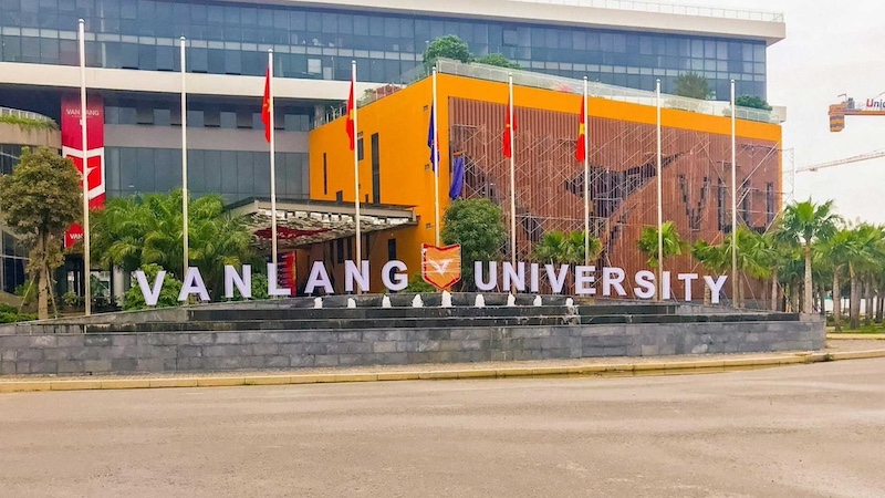 hoc-phi-dai-hoc-van-lang