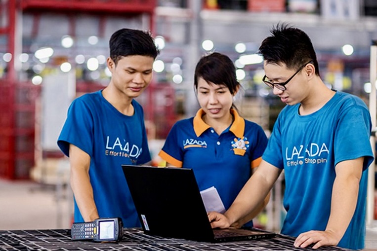 lương ngành thương mại điện tử