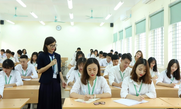 Chênh lệch lương giữa đại học và học nghề