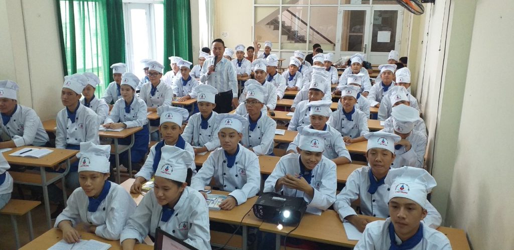hướng nghiệp cho học sinh cấp 2 