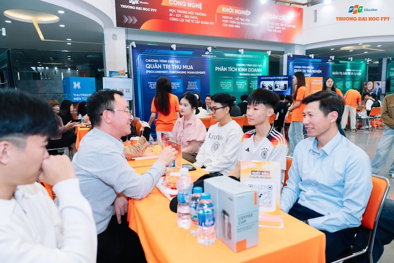 tuyen-sinh-dai-hoc-2026