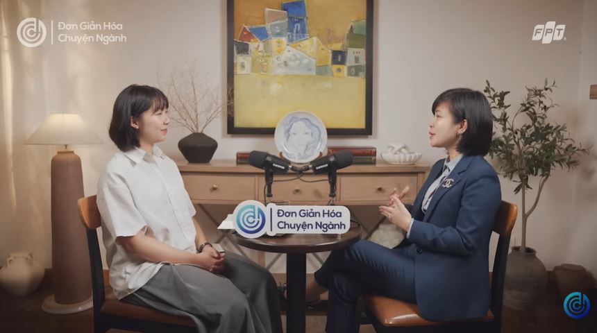 Nhiều câu hỏi xoay quanh nghề kiến trúc sư được Trung tá, Tiến sĩ, Kiến trúc sư Bùi Thị Kim Dung (Phó Giám đốc Trung tâm Tư vấn Xây dựng 2, Viện Thiết kế, Tổng cục Hậu cần - Kỹ thuật, Bộ Quốc phòng) giải đáp trong podcast “Đơn Giản Hoá Chuyện Ngành”.